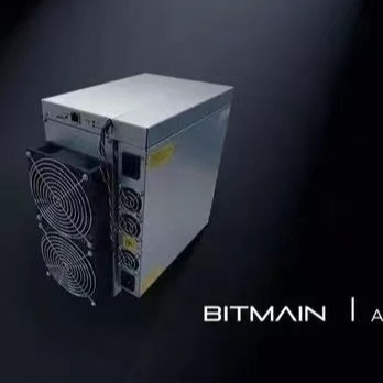 2880W Asic Bitmain Antคนขุดแร่ S17E 64T การกระจายความร้อนที่ดี 0.045 J/GH