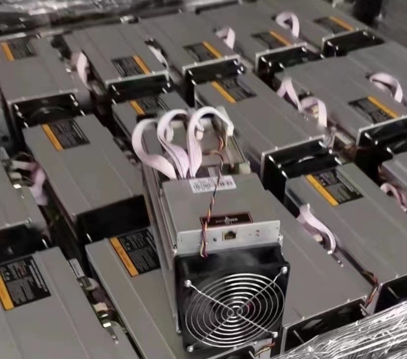 2500W Ebit Asic Miner การใช้พลังงานต่ำ Ebit 12 44T พลังประมวลผลสูง 10.5kg